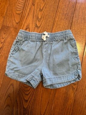 Carter's girls 6 shorts